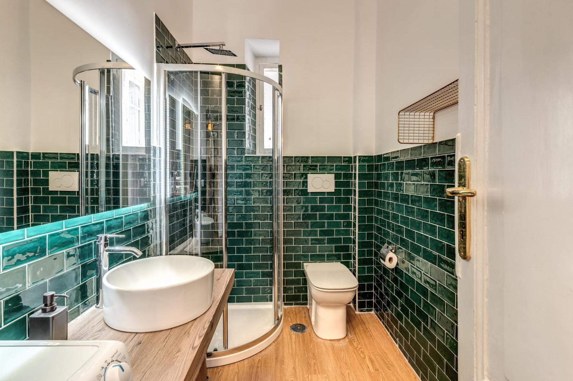 The Great Apartment Rom