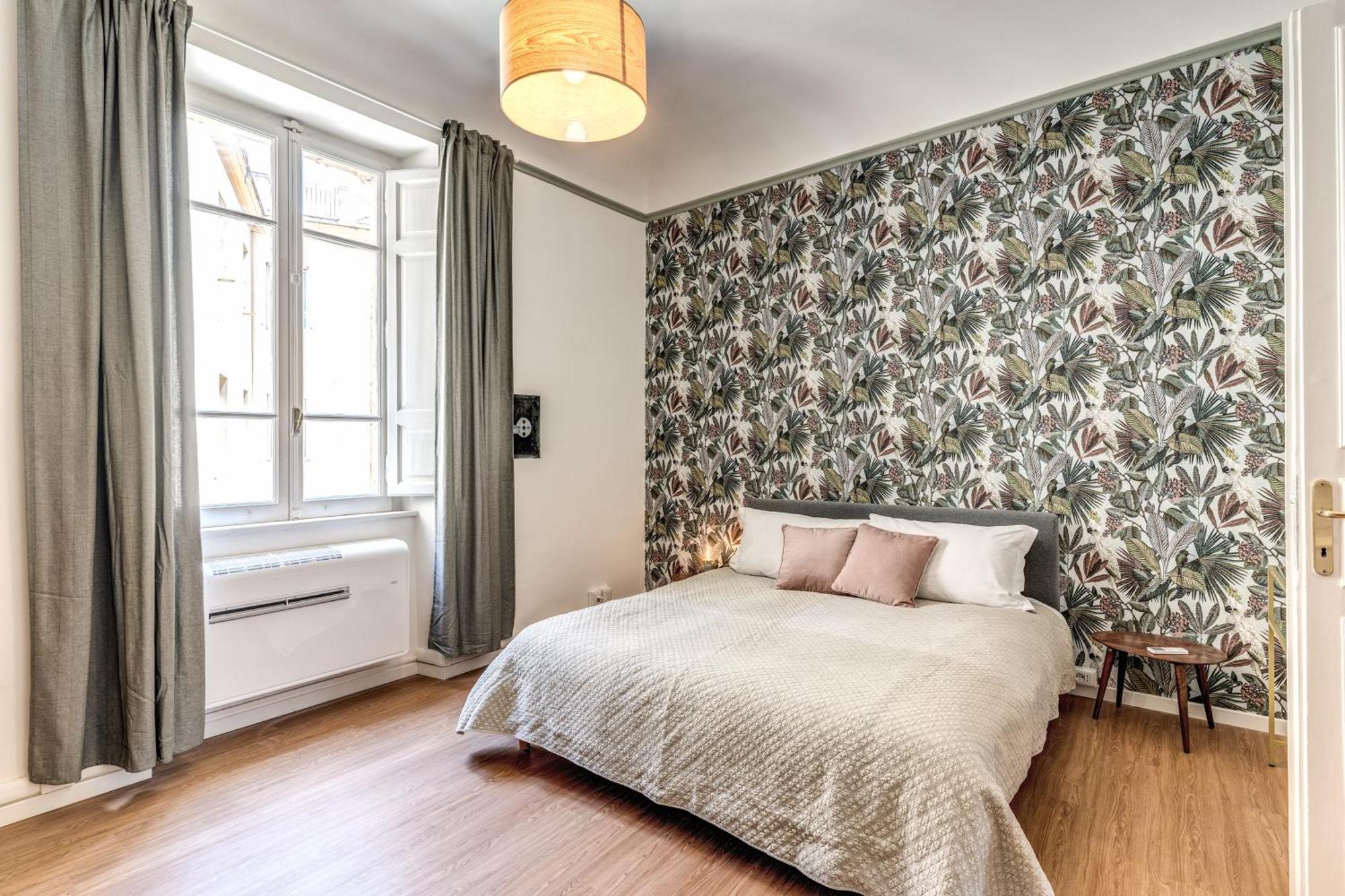 The Great Apartment Rom